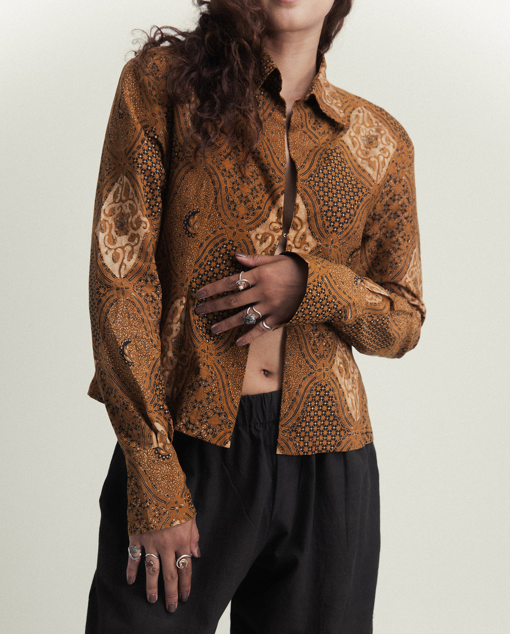 DEWI BATIK SOGAN KEBA-SHIRT