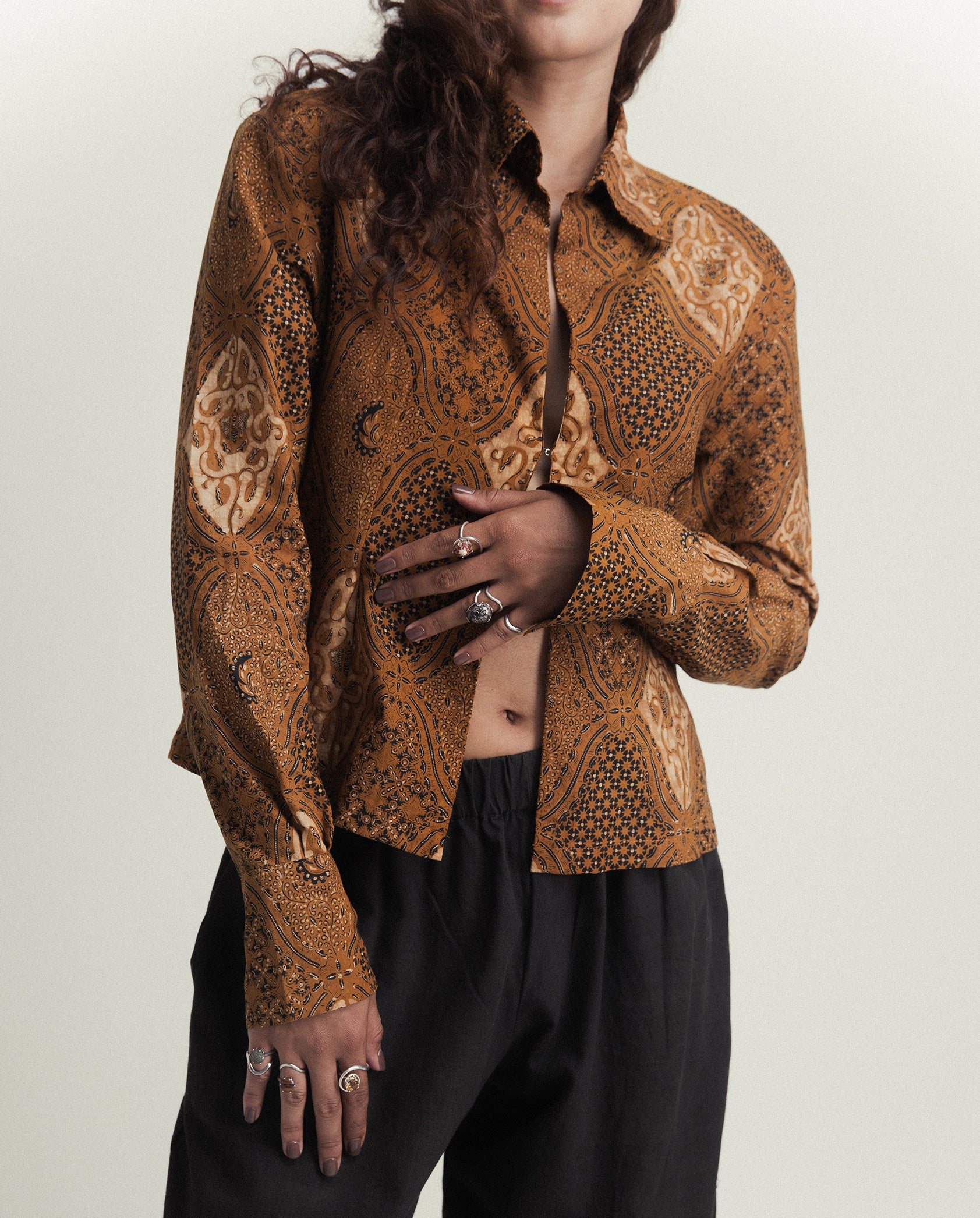 DEWI BATIK SOGAN KEBA-SHIRT