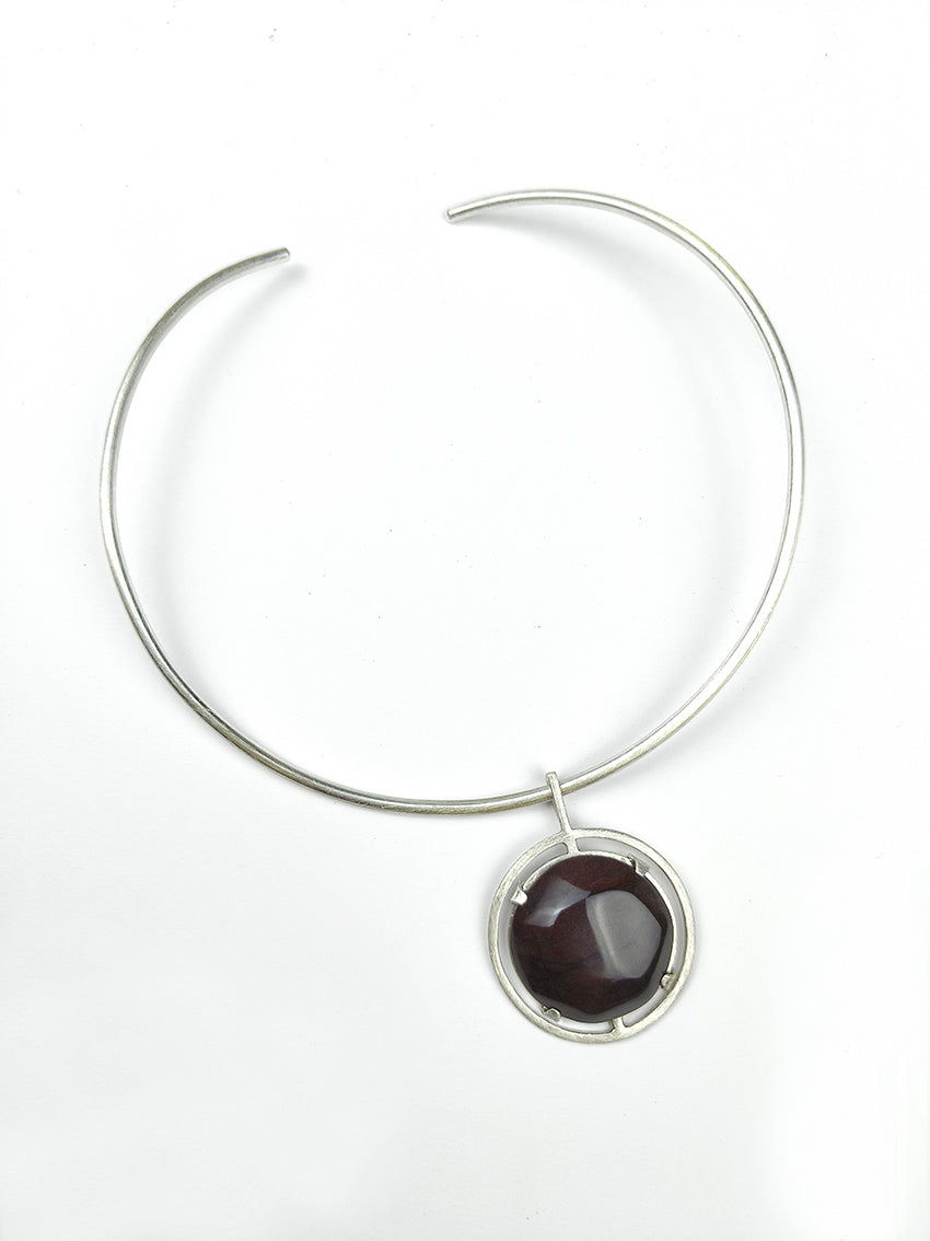 DUNIA NECKLACE - MAHAGONY STONE