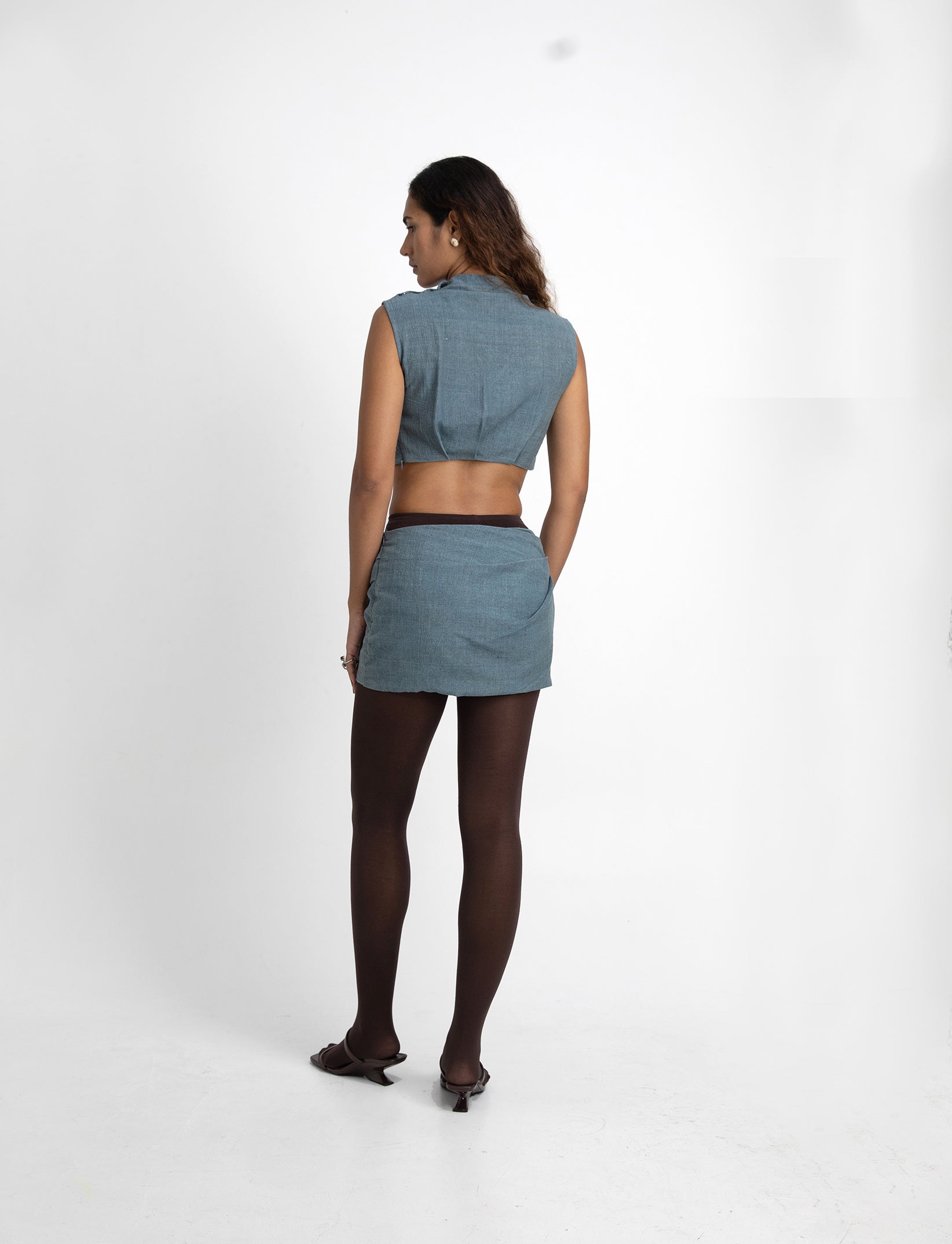 TENUN FLOW ensemble in Blue Stone
