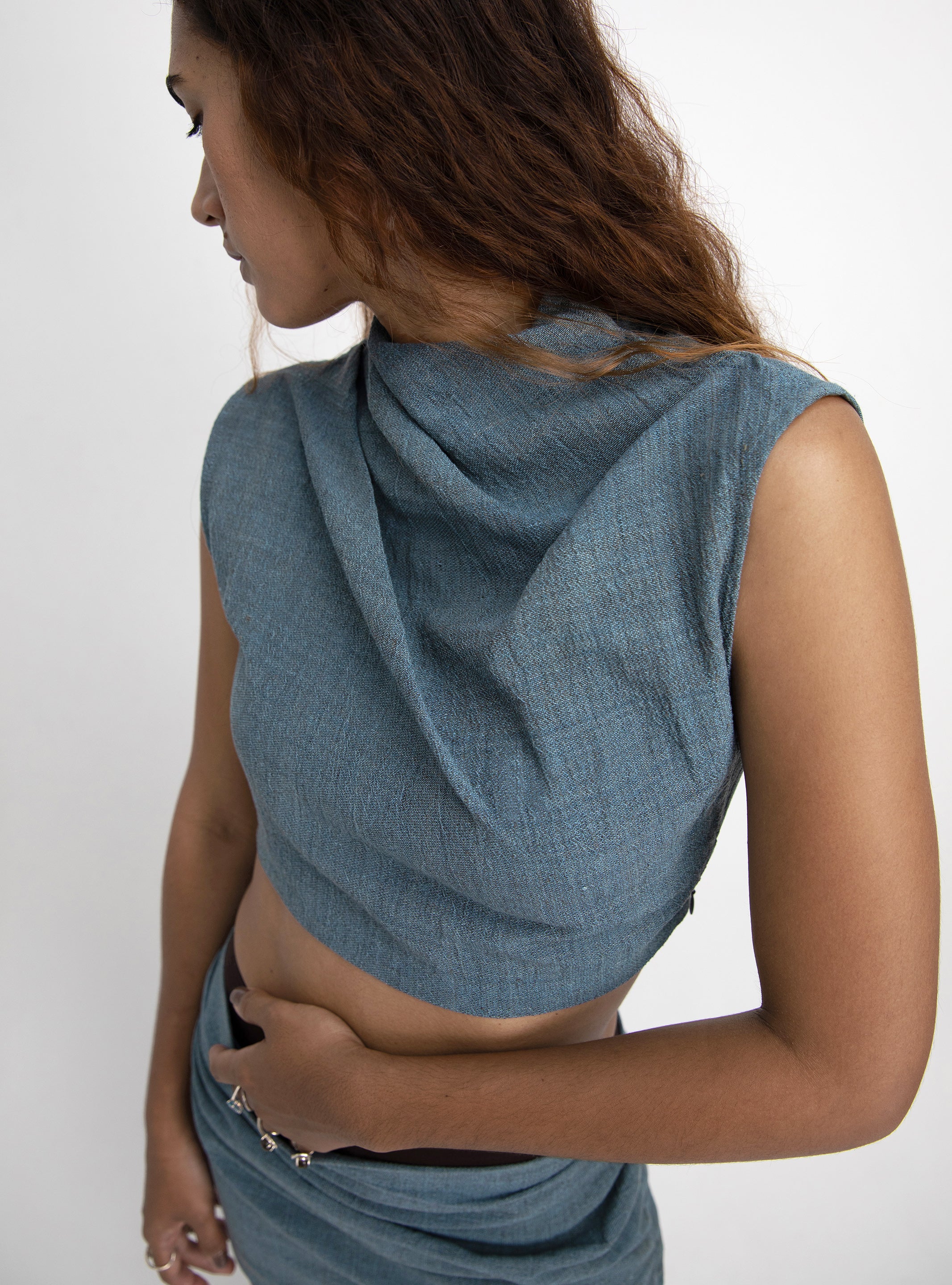 TENUN FLOW ensemble in Blue Stone