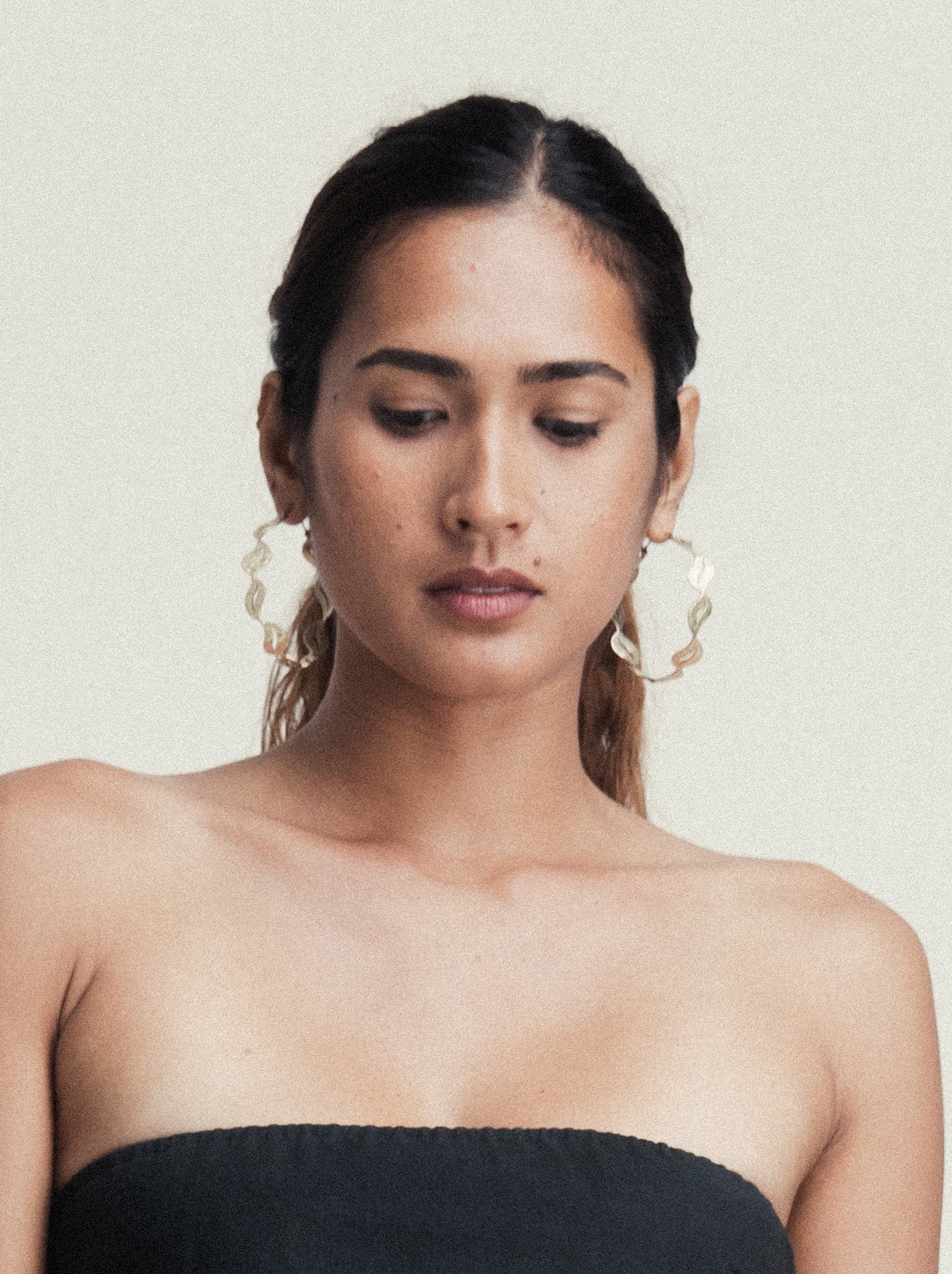 SLING EARRINGS