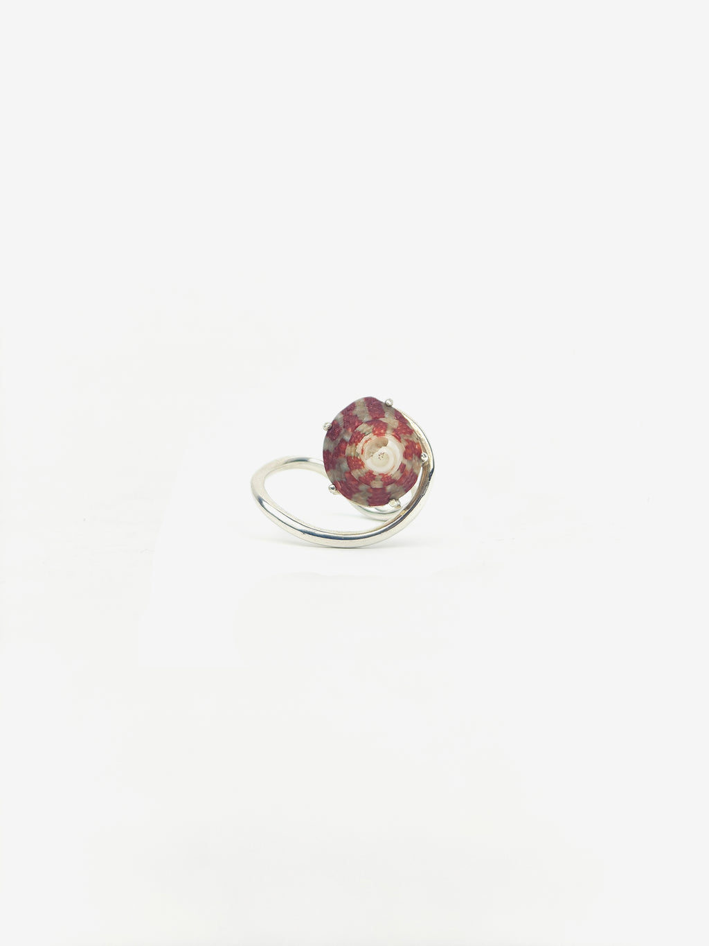 PILIN RING WITH BALI SHELL