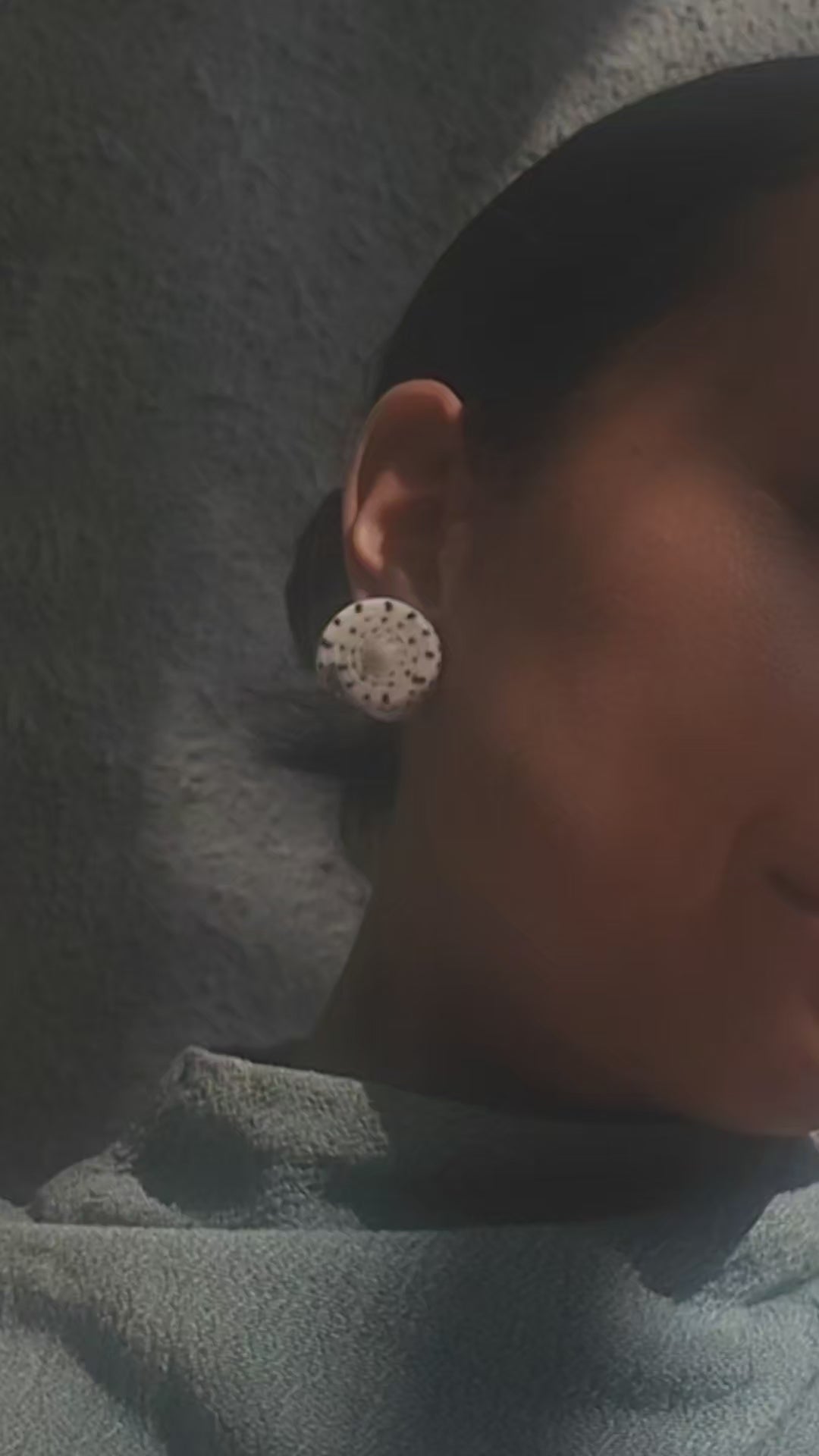 SHELL SUBENG STUDS